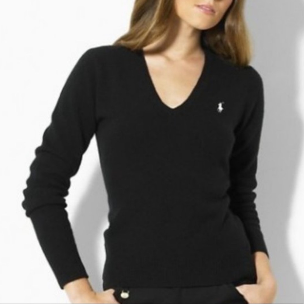 ❌SOLD❌Polo Ralph Lauren V Neck Black- Size S